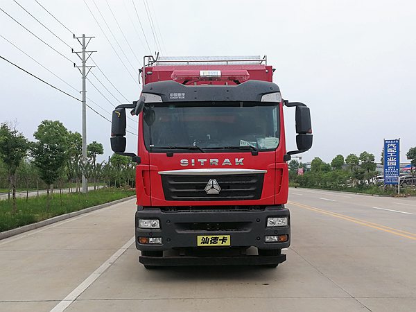 重汽燦德卡飲食保障車(chē)